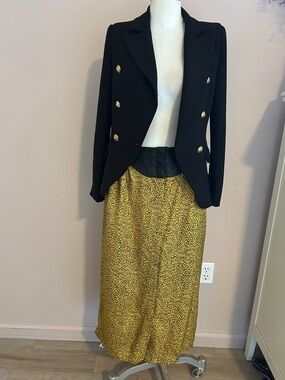 Vintage drop waist Black & Gold Printed Midi Skirt - Women Chancelle size 12